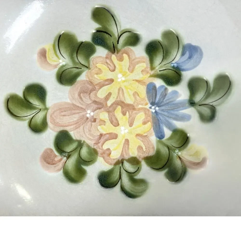 Louisville Stoneware Retired Yellow Country Flower 11" Salad/Serving Bowl-Rare! - Picture 4 of 7